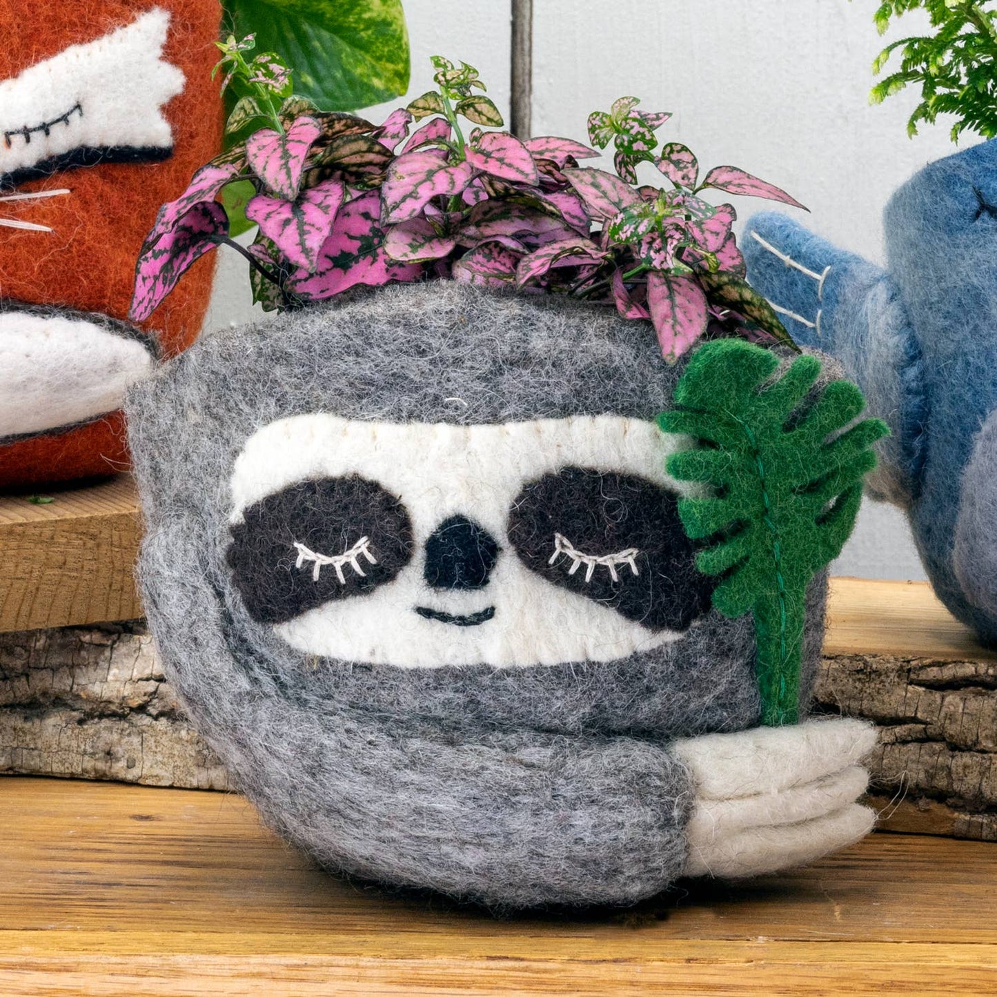 Sloth Felt Pot