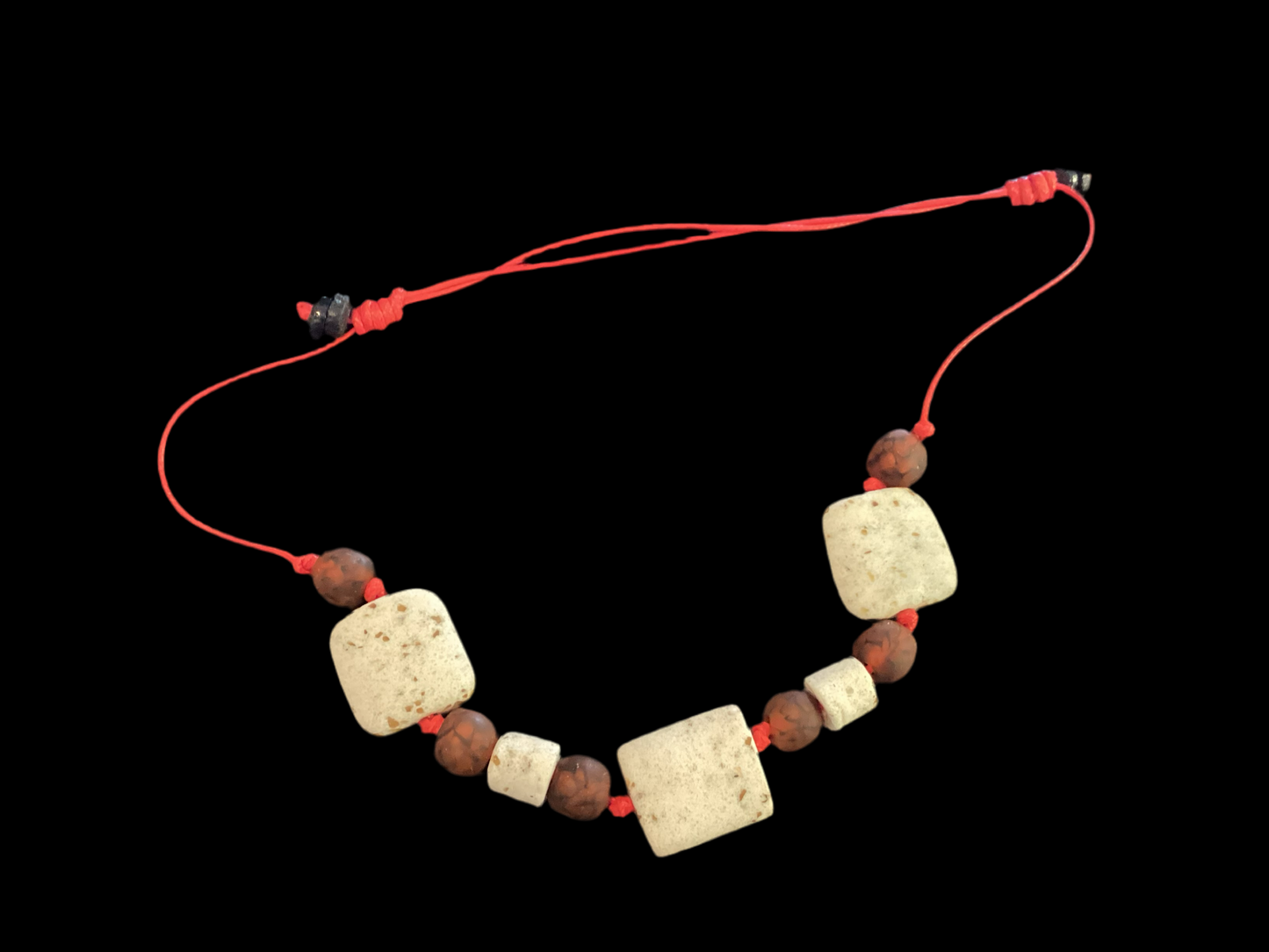 Bead necklace