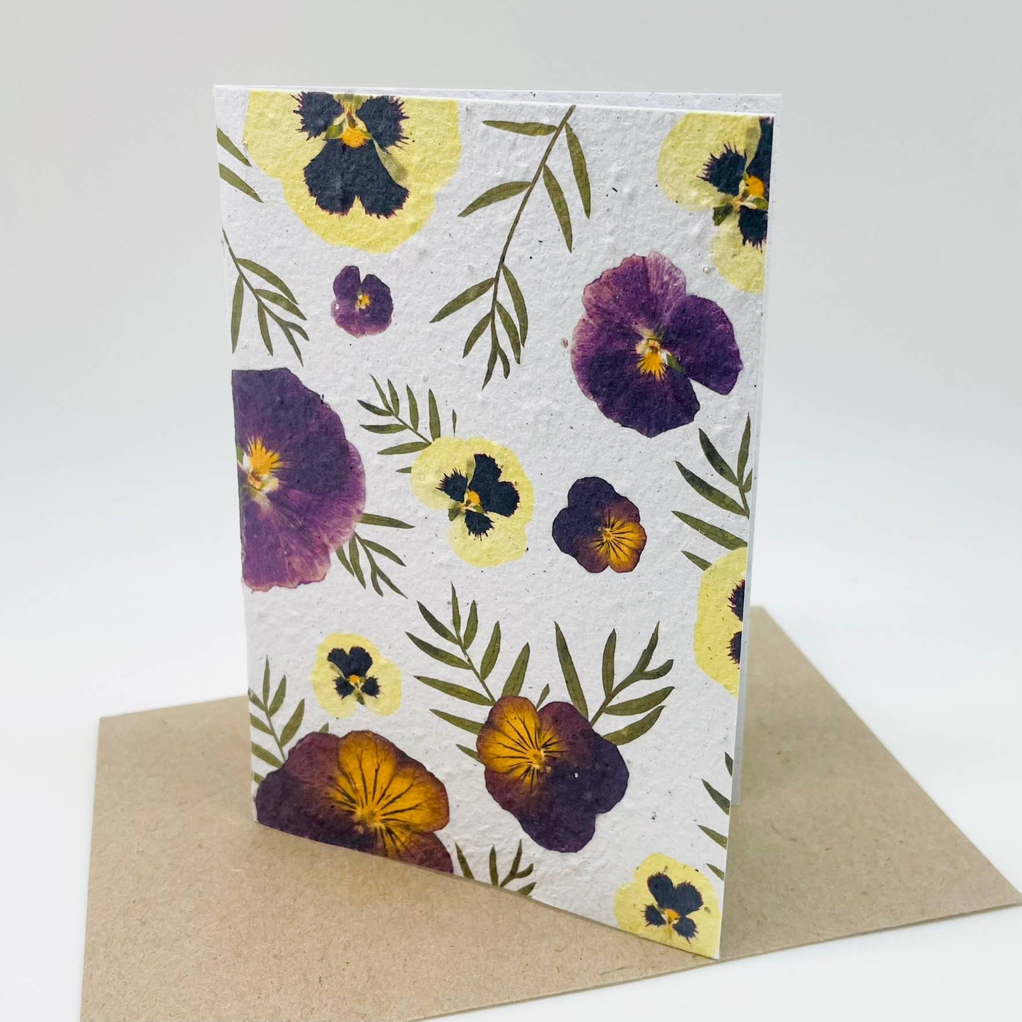 Growing Paper greeting card - Pansy Love: Paper Band